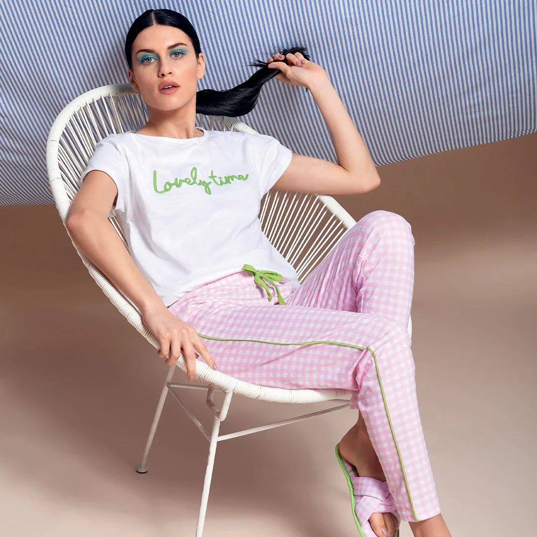 Pigiama Lungo da Donna Chilling Sunday Dana Rosa - Image 2