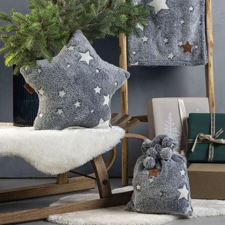 THUN® Coperta Con Borsa 70x100cm Abbracciami Star Glow in the Dark Blue - Image 2